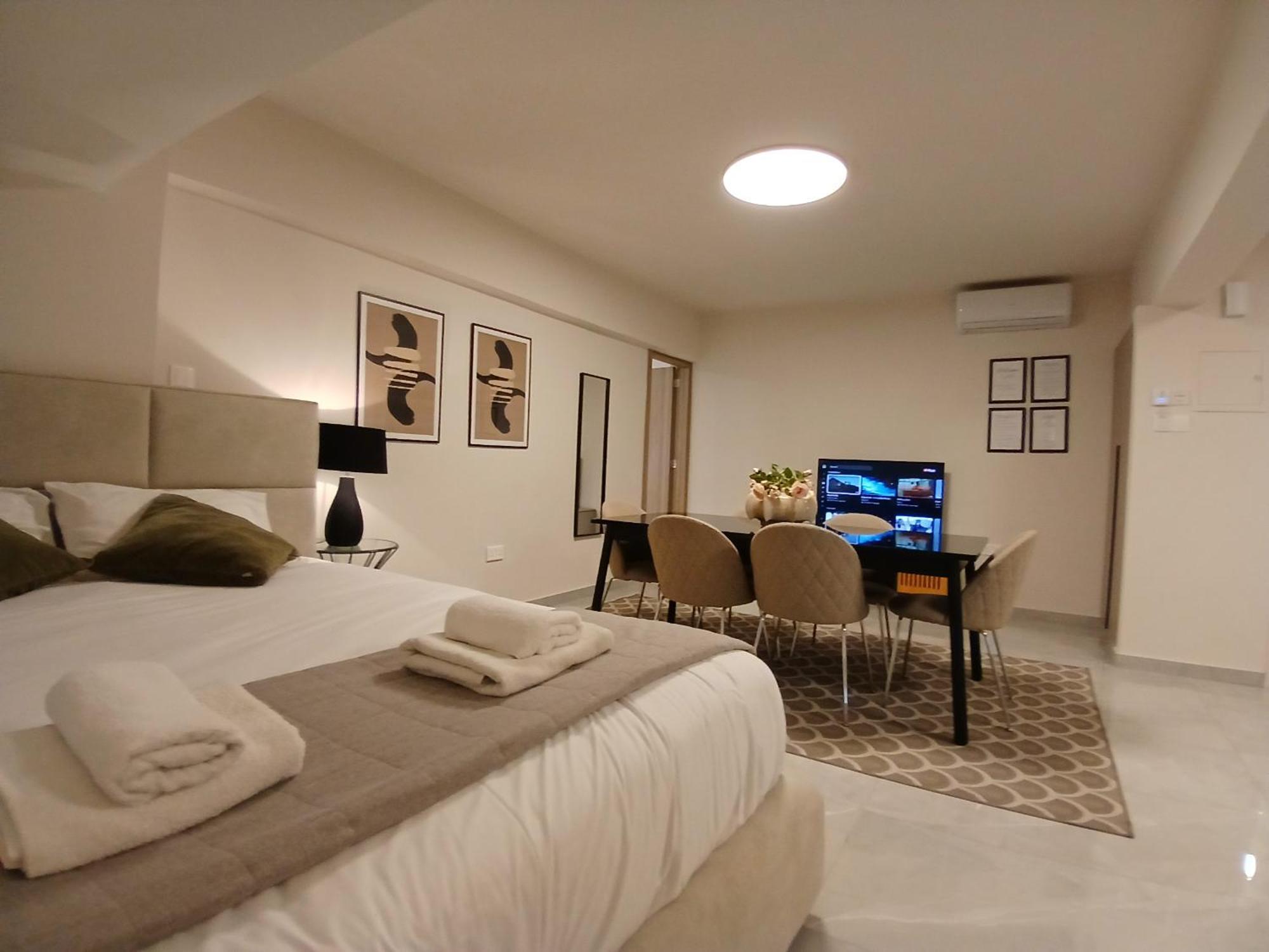 Georgiana Suites Ларнака Екстер'єр фото