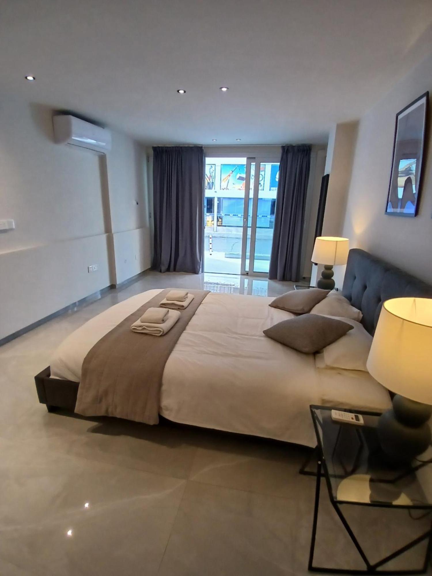 Georgiana Suites Ларнака Номер фото